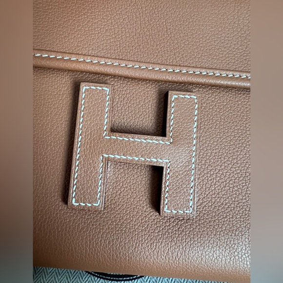 Hermes Jige Elan 29 Clutch in Gold Evercolor with H Closure - Picture 8 of 14